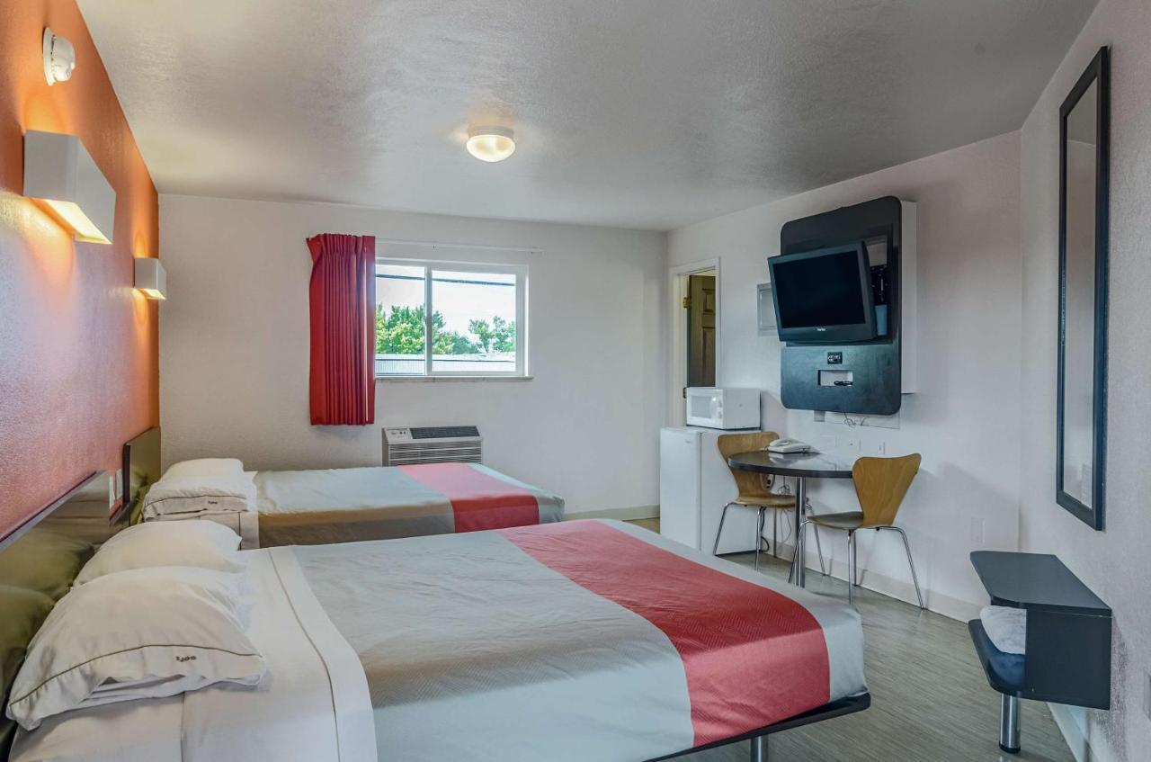 Motel 6 Riverton Wy Eksteriør billede